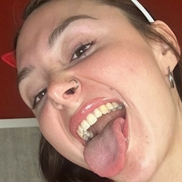 1agathabloom Desnuda
