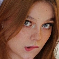 Alex Clark Desnuda