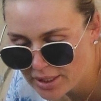 Alex Gerrard Desnuda
