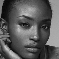 Alicia Burke Desnuda