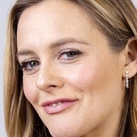 Alicia Silverstone Desnuda
