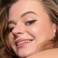 angel_youngone Desnuda
