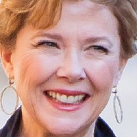 Annette Bening Desnuda