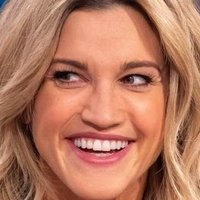 Ashley Roberts Desnuda
