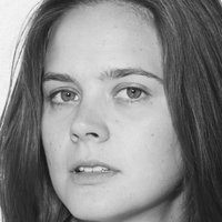 Aurélie Houguenade Desnuda
