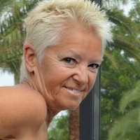 Bambi Cummins Desnuda