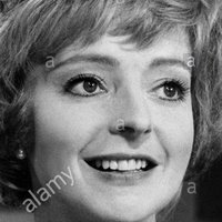 Barbara Leigh-Hunt Desnuda