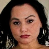 Betty Bang Desnuda