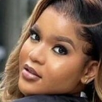 Beverly Tlhako Desnuda