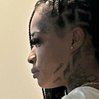 bu5tatt Desnuda