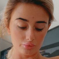 Chloe Allen Desnuda