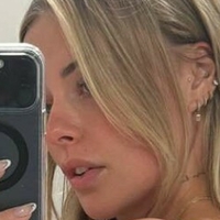 Corinna Kopf Desnuda