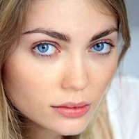 Ekaterina Vinogradova Desnuda