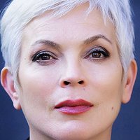 Elizabeth Gracen Desnuda