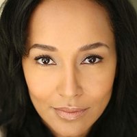 Ellen Ewusie Desnuda