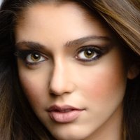 Emilia Ares Zoryan Desnuda