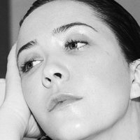 Emilie Nicolas Desnuda