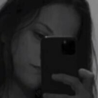 Emilye Pauze Desnuda