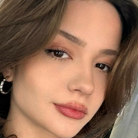 Feride Özdinç Desnuda
