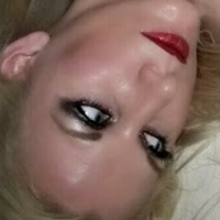 Flirty Nola Desnuda