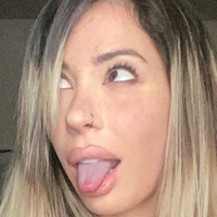 Giuno Sg Desnuda