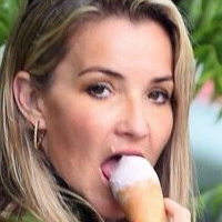 Helen Skelton Desnuda