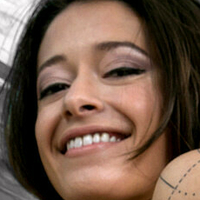 Izzy Bell Desnuda