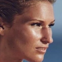 Janni Hönscheid Desnuda