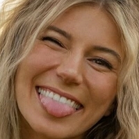 Julia Schäfer Desnuda