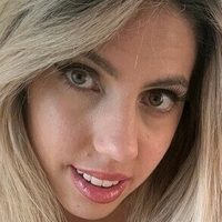 Jully Lov Desnuda