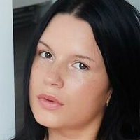 Katarina Rina Desnuda