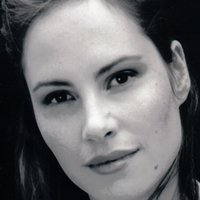Kate Loustau Desnuda