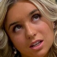 Katelyn Scannell Desnuda