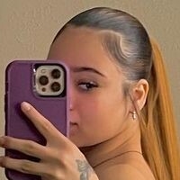 kindlykileyy Desnuda