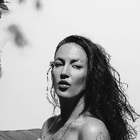 Kinnie Starr Desnuda