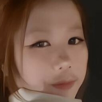 Kitiyawisatwisai Desnuda