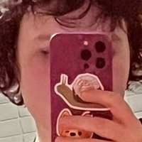 kuhrish Desnuda