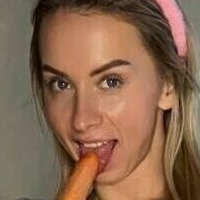 Laura Smile Desnuda