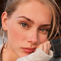Lauren De Graaf Desnuda