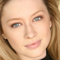 Lauren Furs Desnuda