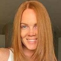Lily Olsen Desnuda