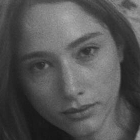 Liri Hochberg Desnuda