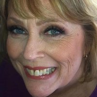 Lori Eden Desnuda