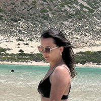 LorinaOutdoors Desnuda