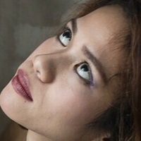 Lyn Decano Desnuda