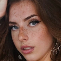 Lynn Goddess Desnuda