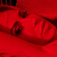 Mah Suicide Desnuda