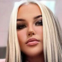 Mandi Blanco Desnuda