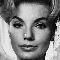 Maria Perschy Desnuda