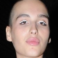 Maxim Magnus Desnuda
